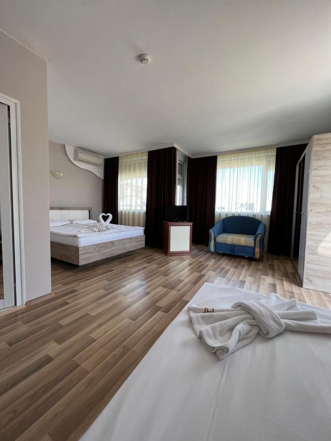 Hotel Incognito Pomorie Eksteriør bilde